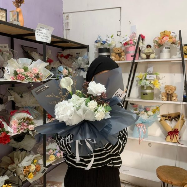 Artificial Flower Medium